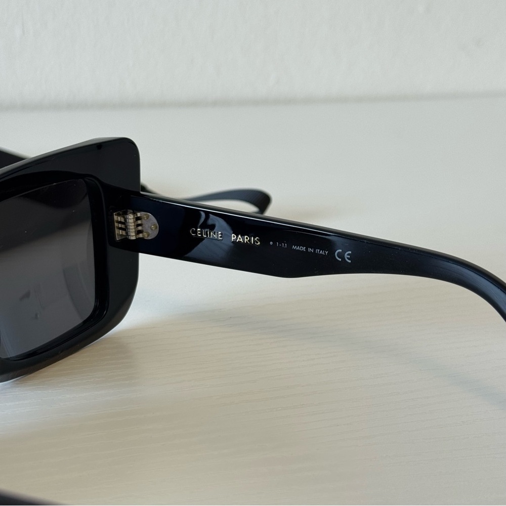 New! Celine Black Sunglasses CL40156U 01A, Authentic - Picture 5 of 8